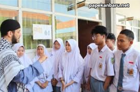 Anak Palestina Kembali ke Sekolah: Antara Trauma dan Harapan